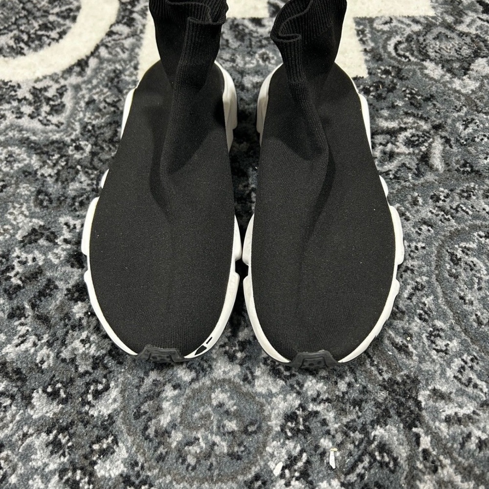 Balenciaga Black and White Sole Sneakers - Picture 4 of 5